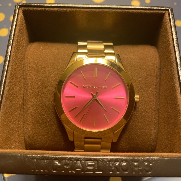 Michael Kors Gold Watch With Pink 